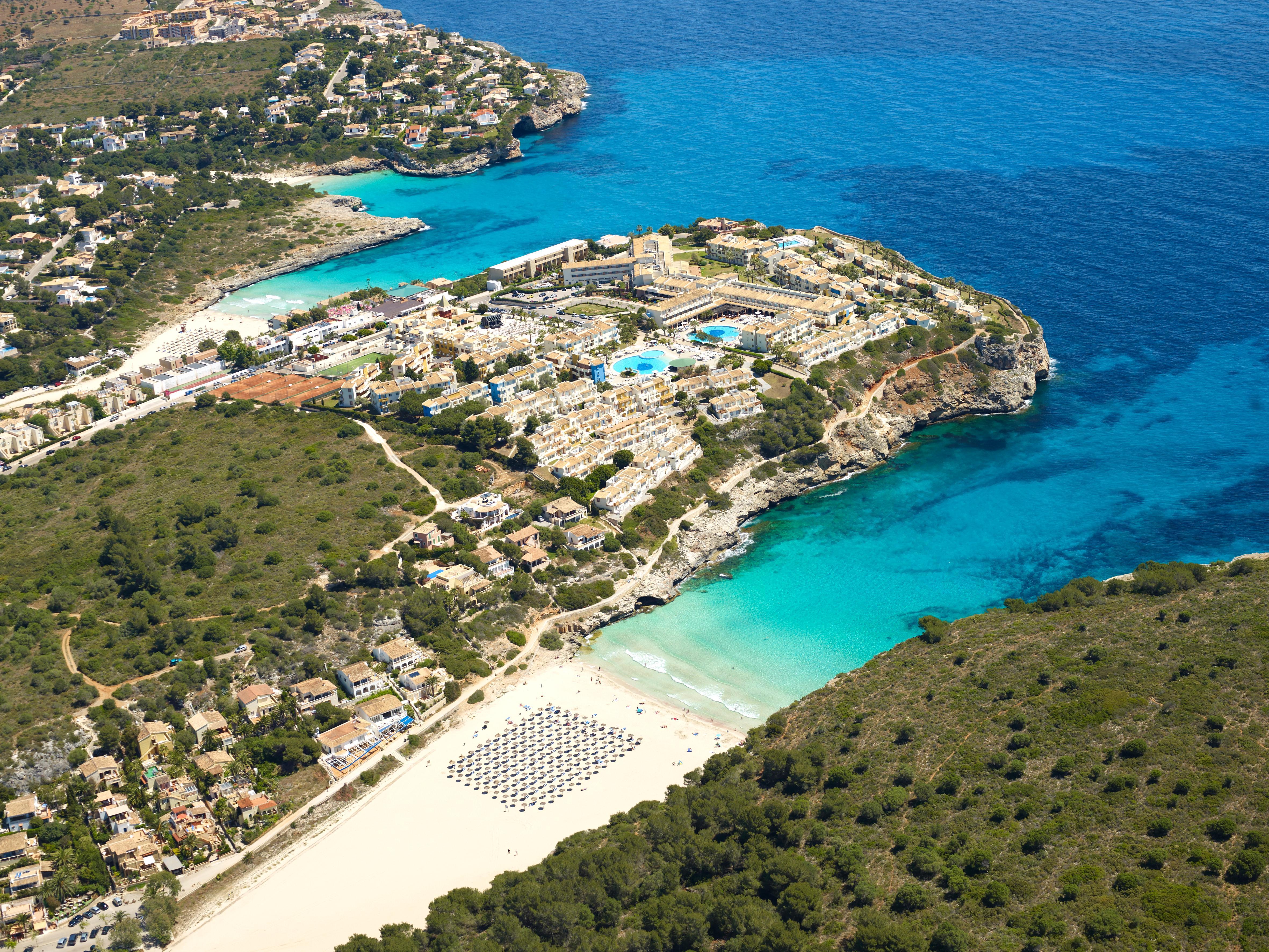 Blau Punta Reina Hotel Cala Mandia  Exterior photo